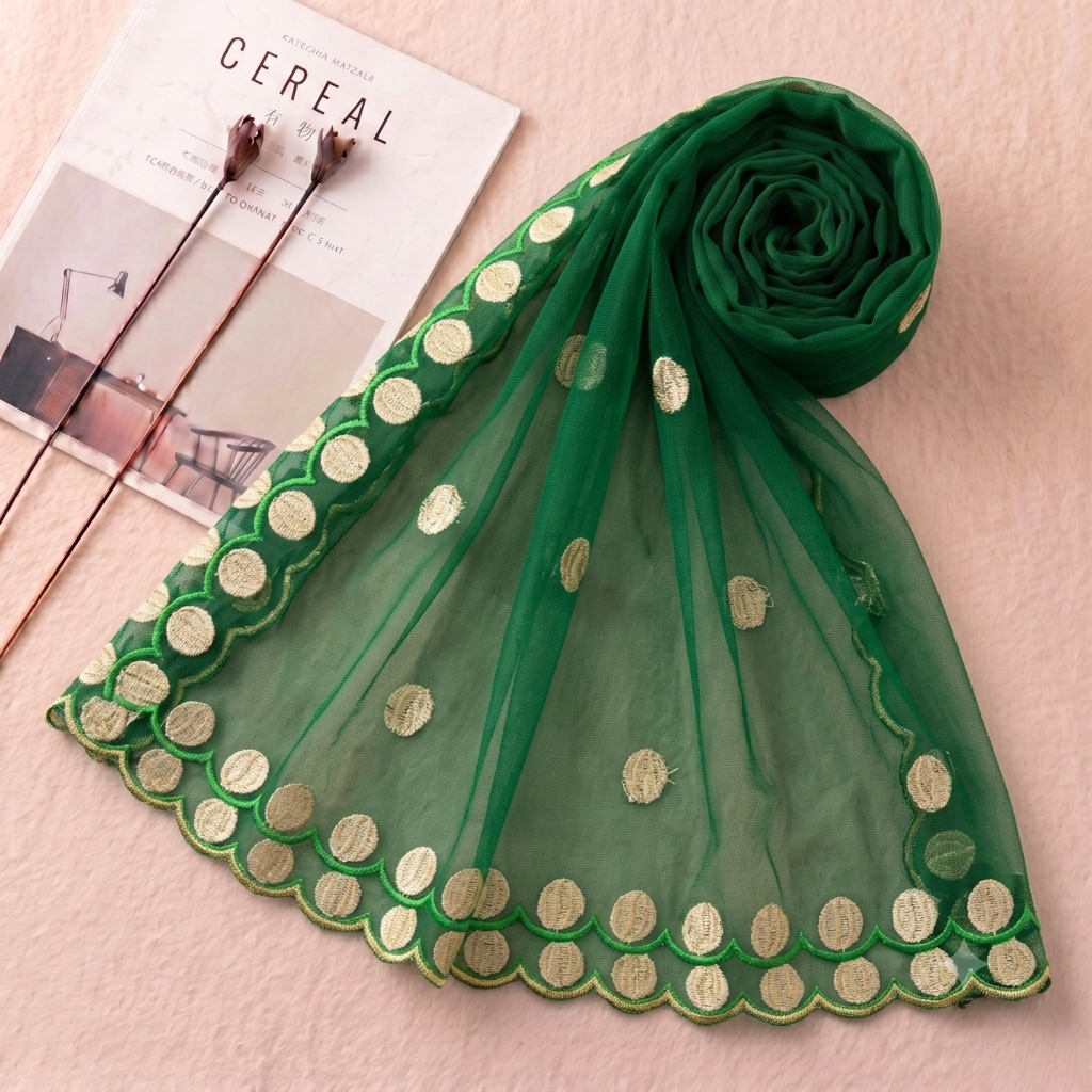 Écharpe en coton brodé – Vert Prairie Émeraude et Or